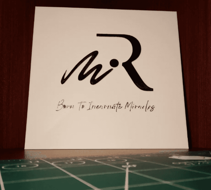 Founded Miracle Robotics.
